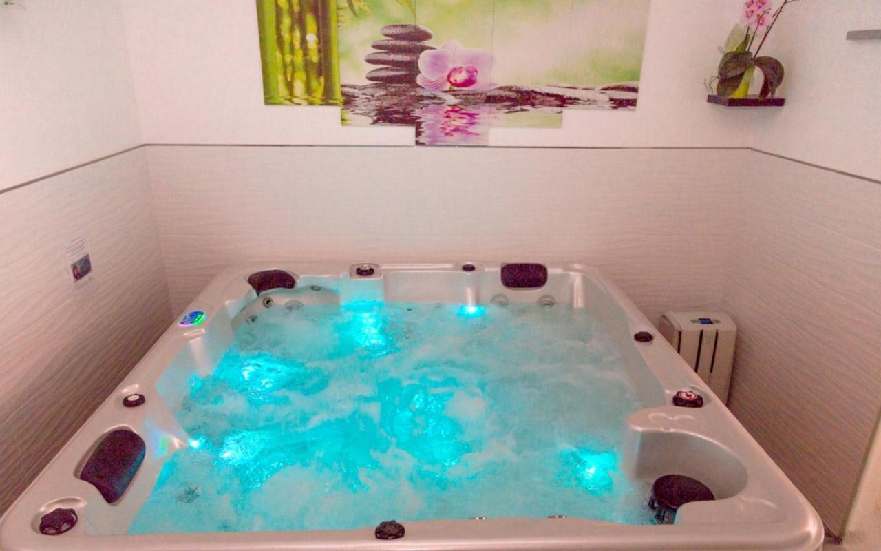 Appartement d'une chambre avec piscine privee sauna et jardin clos a Plan d'Aups Sainte Baume Extérieur photo